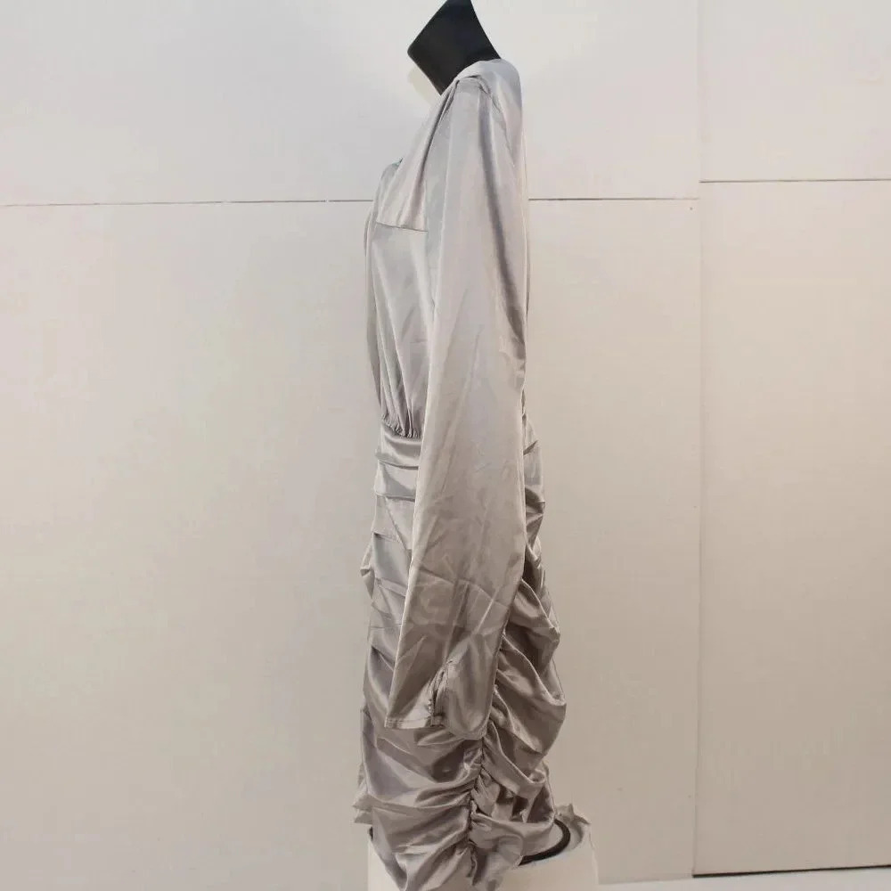 ASTR Dress - Picture 7 of 8